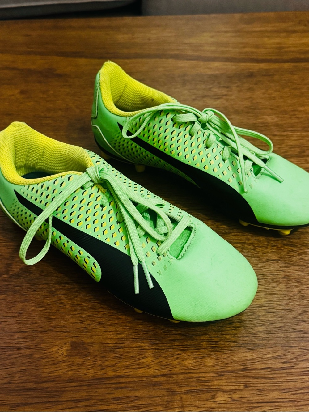 Puma Youth Soccer Cleats Lime Green Black Yellow Size 3 Kids